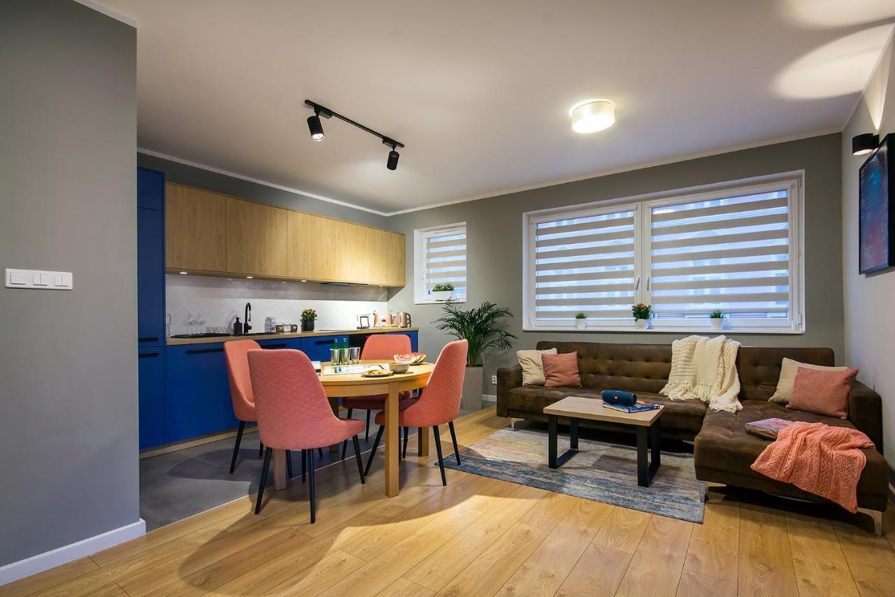 W&K Apartments - Blue Suite - Faktura Vat, Parking Κοστζαλίν Εξωτερικό φωτογραφία
