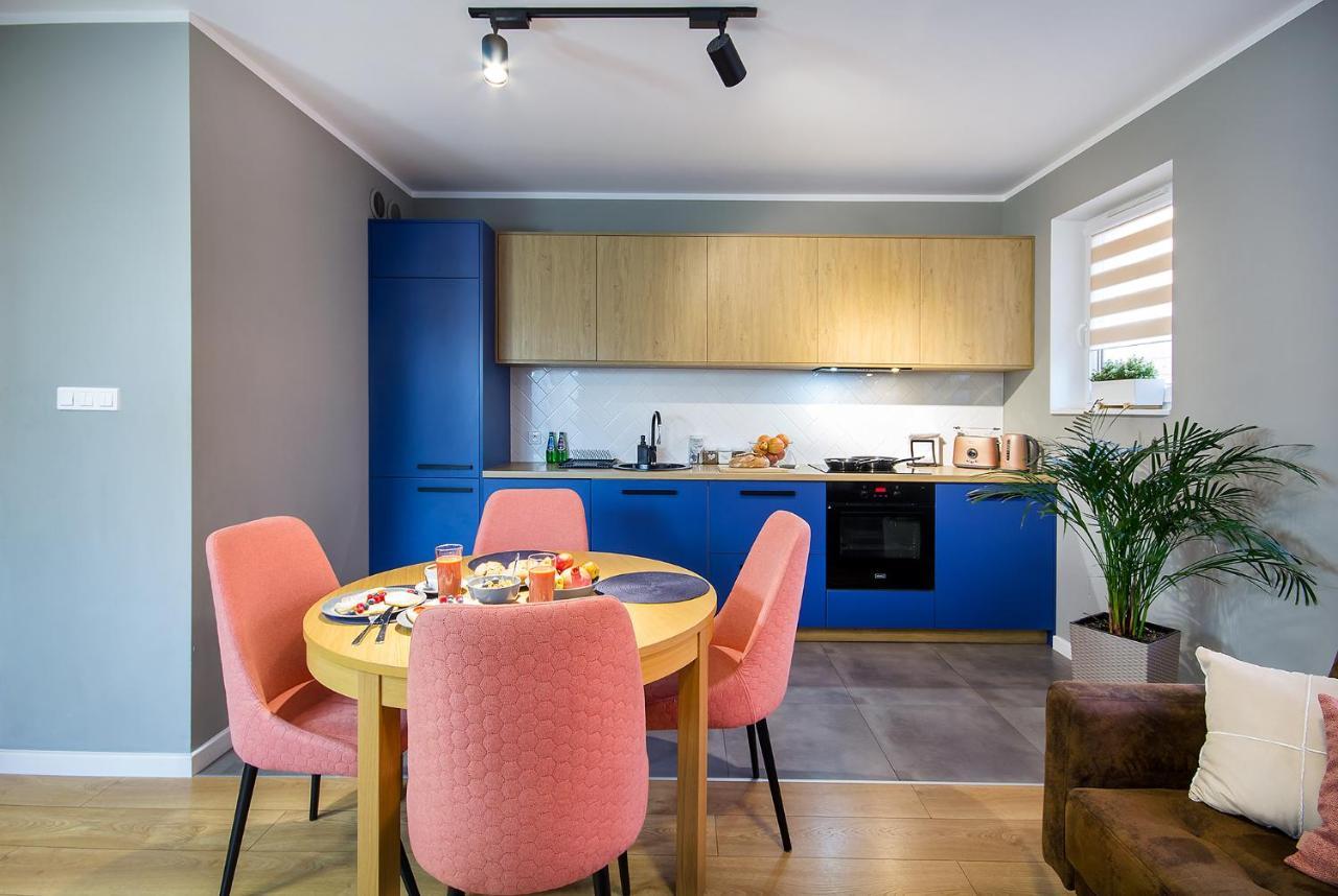 W&K Apartments - Blue Suite - Faktura Vat, Parking Κοστζαλίν Εξωτερικό φωτογραφία