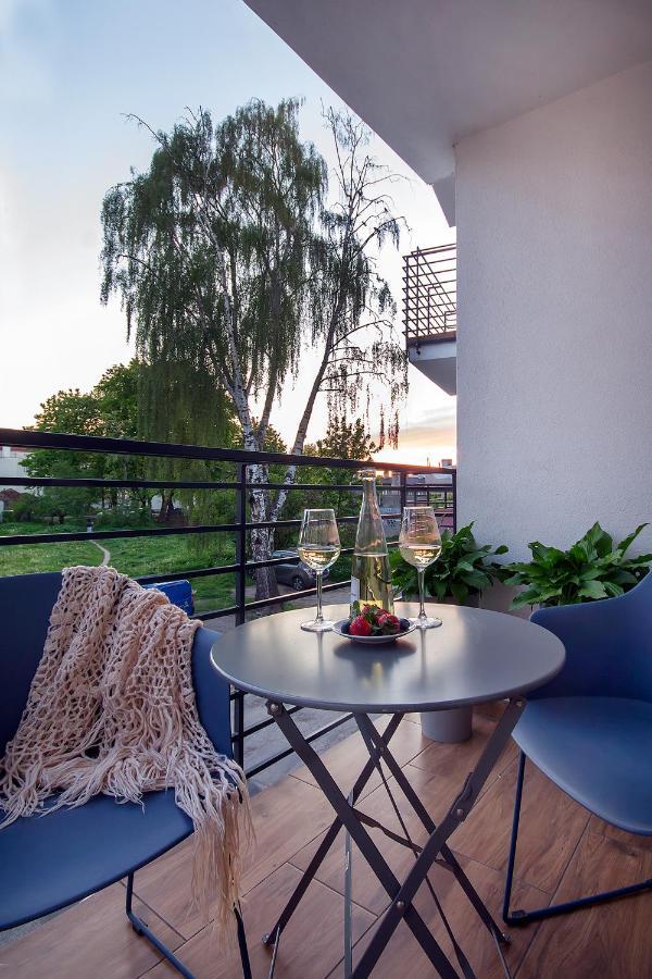 W&K Apartments - Blue Suite - Faktura Vat, Parking Κοστζαλίν Εξωτερικό φωτογραφία